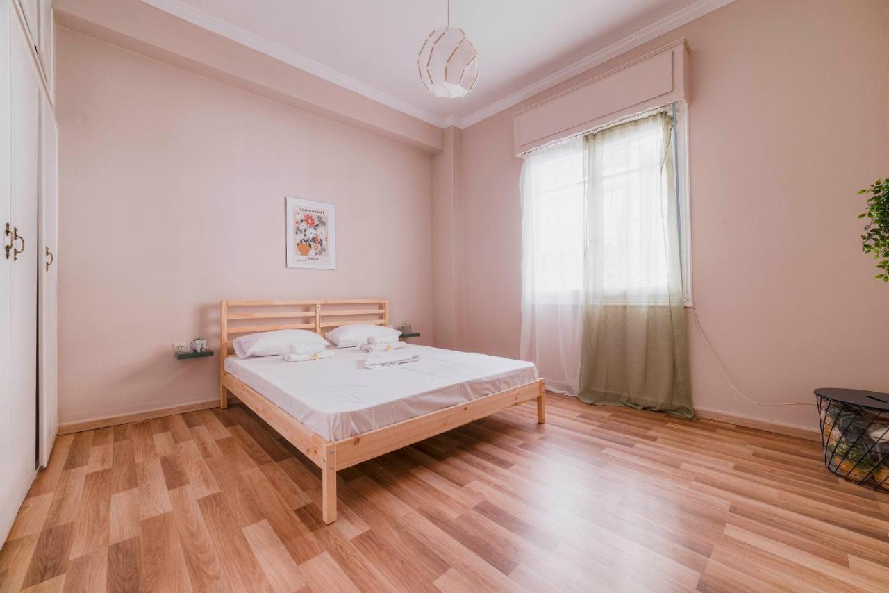 The Easy In Thiseio Next To Ancient Atenas Exterior foto